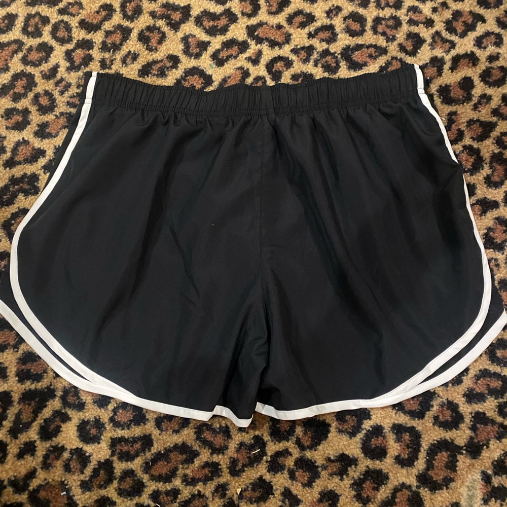 Nike Tempo Black and White Women's Shorts-Size XL-NWT - Picture 2 of 4